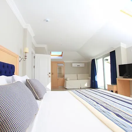 Otel Palm Bay Emecik