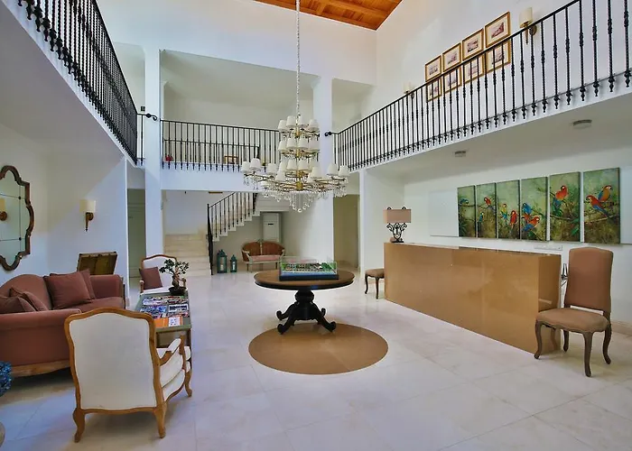 Szálloda Palm Bay 3*